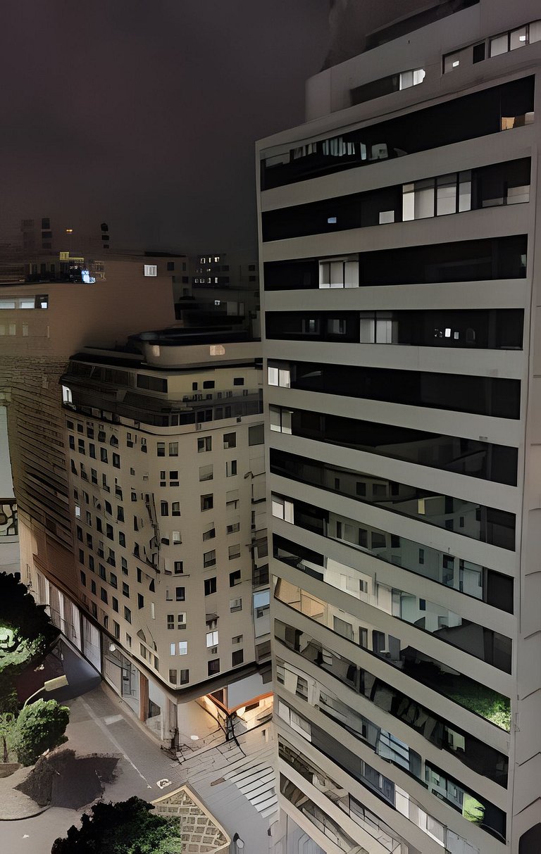 Studio Premium no Centro em frente ao Metrô e VLT