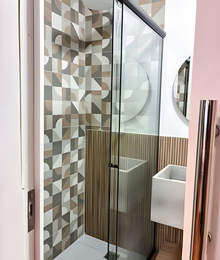 Studio Premium no Centro em frente ao Metrô e VLT