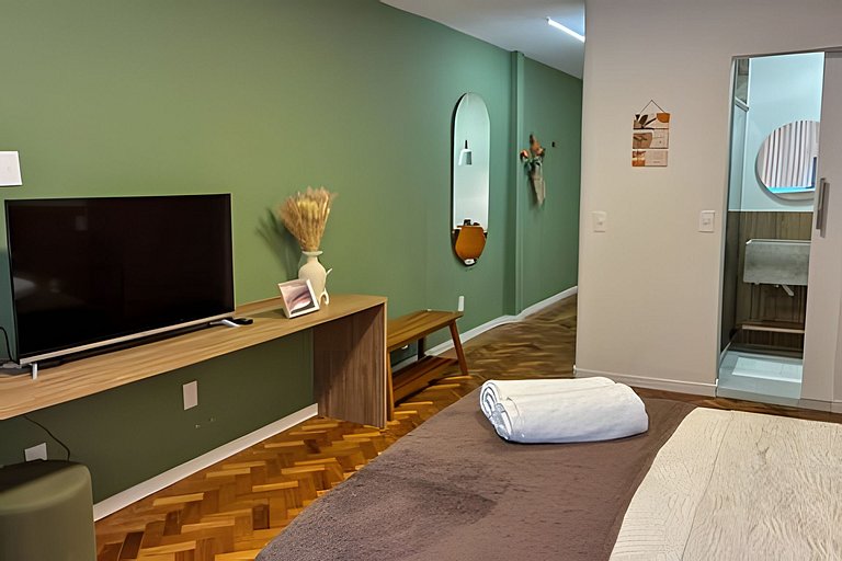 Studio Premium no Centro em frente ao Metrô e VLT