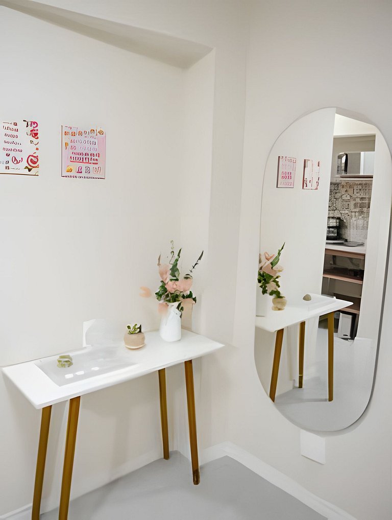 Studio charmoso para até 4 pessoas Centro + Metrô