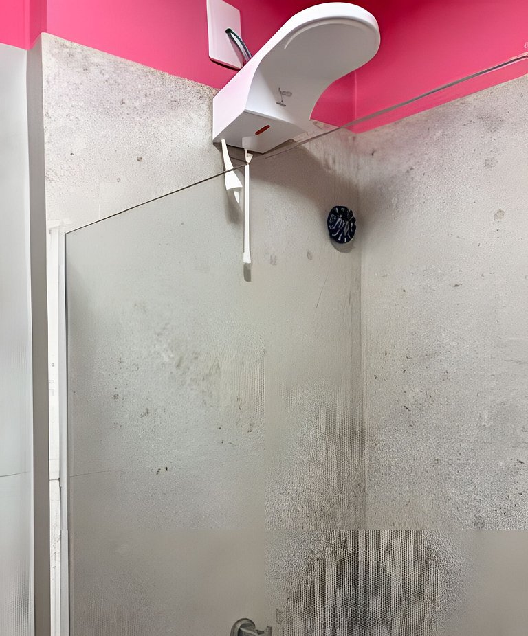 Studio charmoso para até 4 pessoas Centro + Metrô