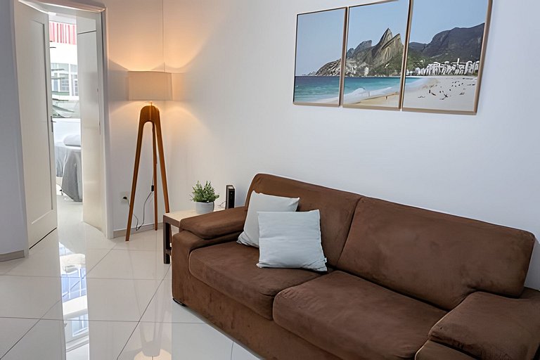 Confortável 2 quartos com vaga de garagem em Copa