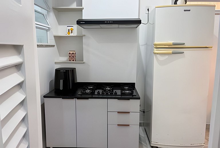 Confortável 2 quartos com vaga de garagem em Copa