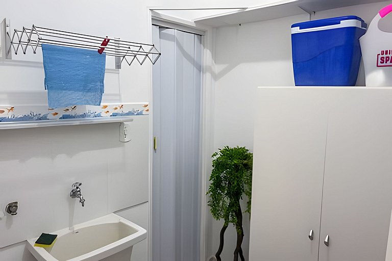 Confortável 2 quartos com vaga de garagem em Copa