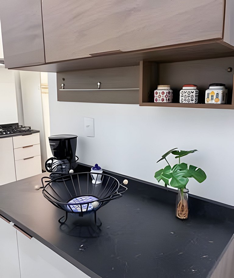 Confortável 2 quartos com vaga de garagem em Copa