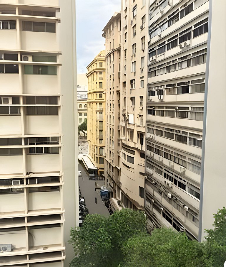 Studio de Alto Padrão no Centro | 2 Camas Casal