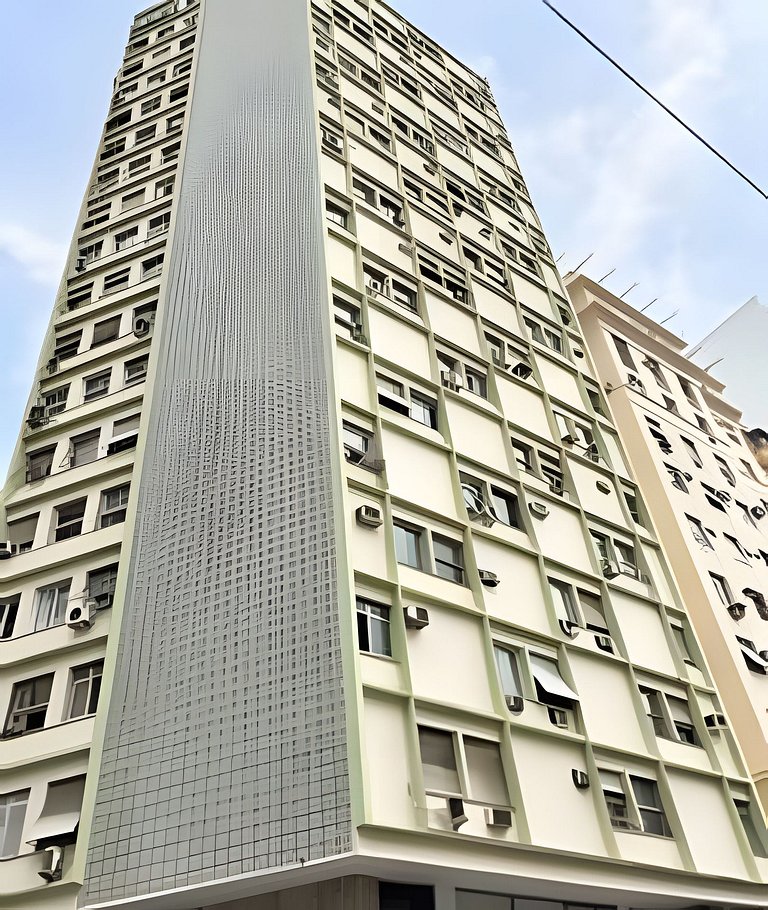 Studio de Alto Padrão no Centro | 2 Camas Casal