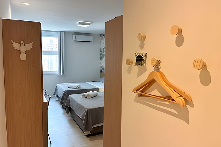 Studio de Alto Padrão no Centro | 2 Camas Casal