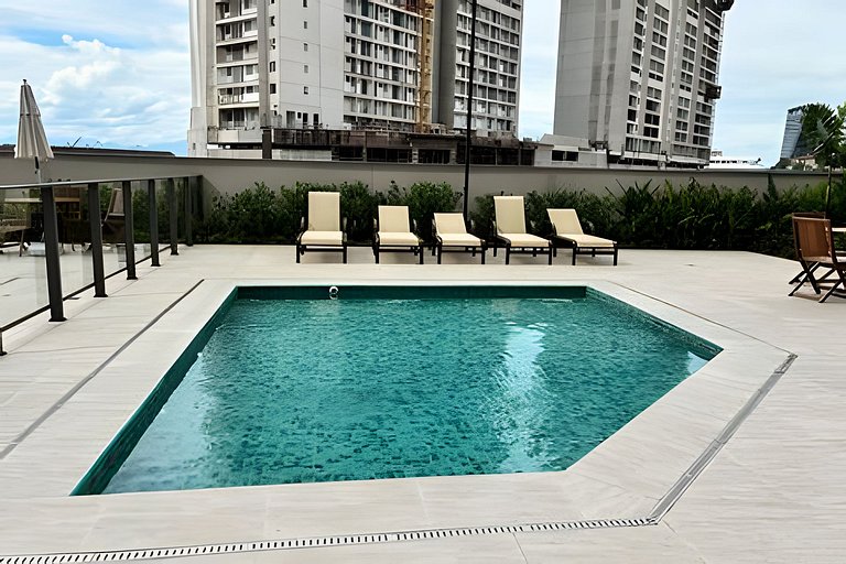 Studio novo com piscina e lazer completo no Centro