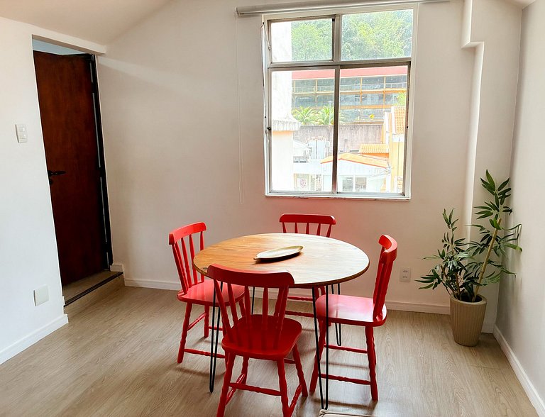 Vista deslumbrante para o Cristo em cobertura aconchegante