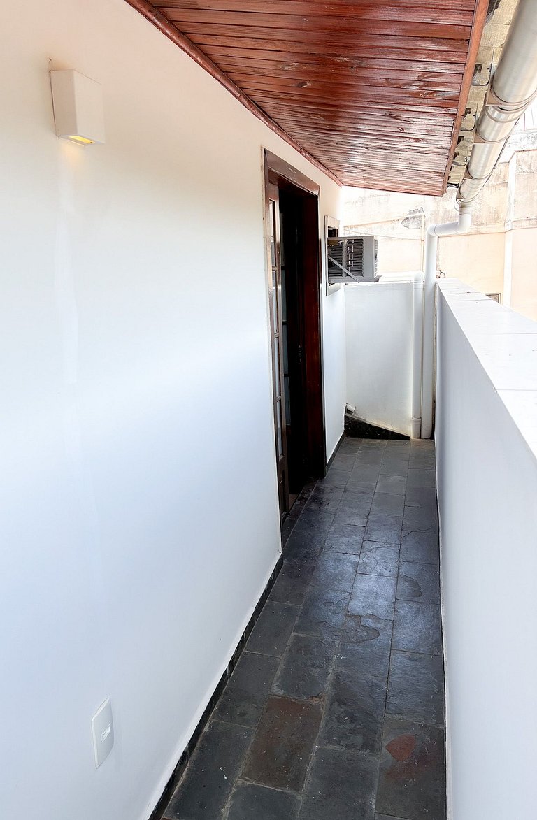 Vista deslumbrante para o Cristo em cobertura aconchegante