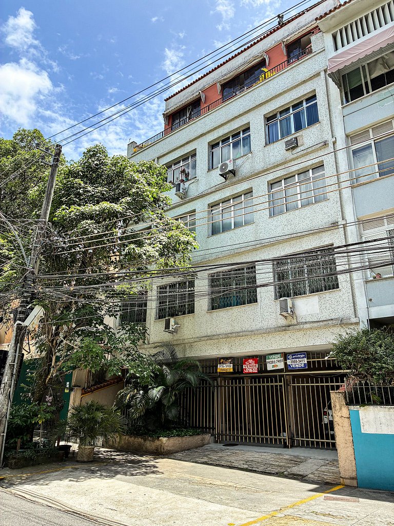 Vista deslumbrante para o Cristo em cobertura aconchegante